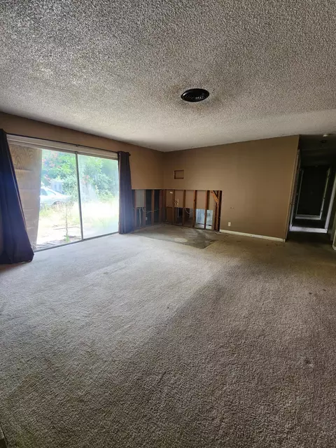 3277 Alexander Dr, Redding, CA 96002 photo 11