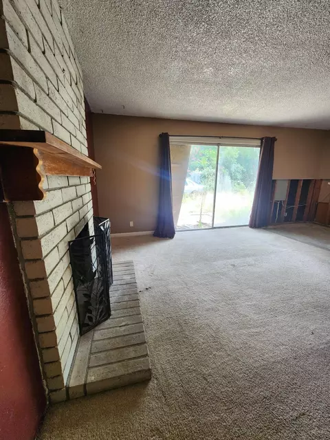 3277 Alexander Dr, Redding, CA 96002 photo 5
