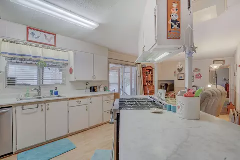 86 Casa Grande Dr, Red Bluff, CA 96080 photo 8