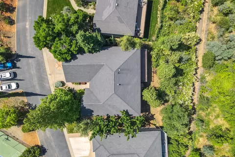 1085 Chardonnay, Redding, CA 96001 photo 44