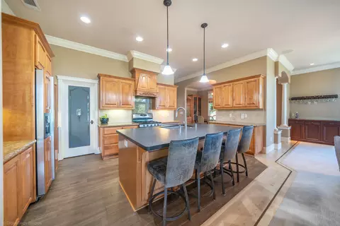 1085 Chardonnay, Redding, CA 96001 photo 9