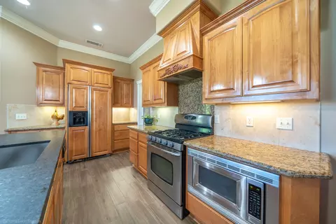 1085 Chardonnay, Redding, CA 96001 photo 11