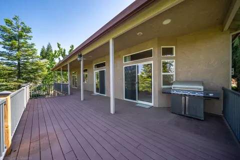 1085 Chardonnay, Redding, CA 96001 photo 35