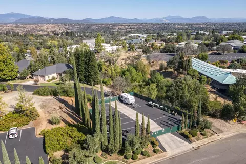 1085 Chardonnay, Redding, CA 96001 photo 47