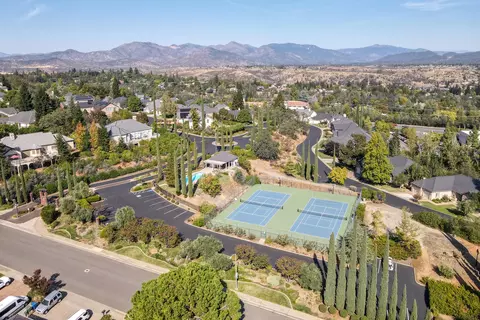 1085 Chardonnay, Redding, CA 96001 photo 46