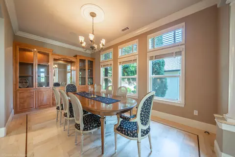 1085 Chardonnay, Redding, CA 96001 photo 15