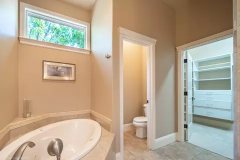 1085 Chardonnay, Redding, CA 96001 photo 26