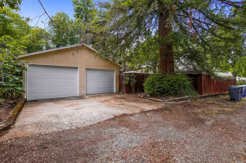 2545 North St, Redding, CA 96001 photo 28
