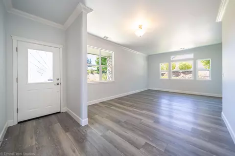 810 Terrace Dr, Red Bluff, CA 96080 photo 2