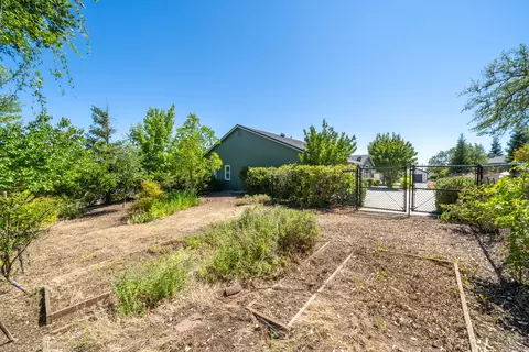 810 Terrace Dr, Red Bluff, CA 96080 photo 48