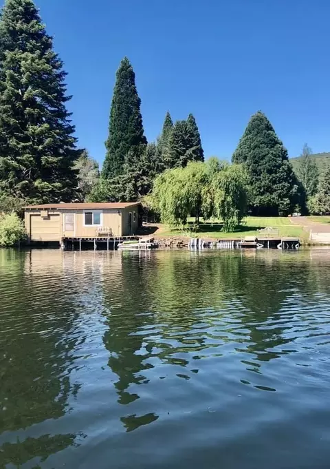 25443 Glenburn Rd, Fall River Mills, CA 96028