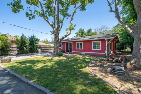 4941 Bonnyview Ave, Redding, CA 96001 photo 4