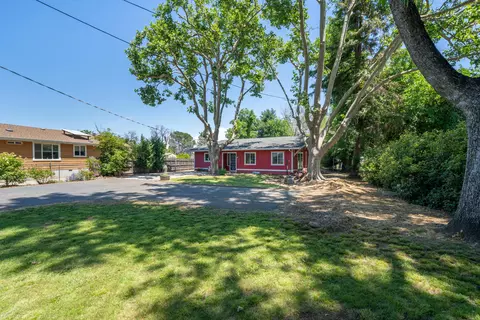 4941 Bonnyview Ave, Redding, CA 96001 photo 3