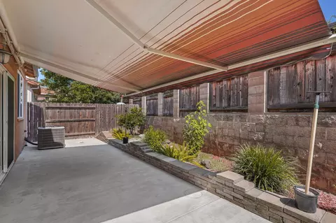 2388 La Villa Way, Redding, CA 96003 photo 24