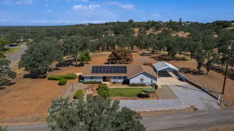 4300 Sierra Vis, Red Bluff, CA 96080 photo 2