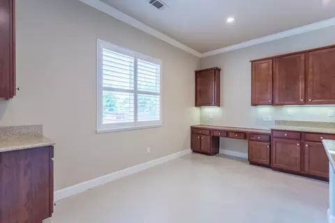4408 Chinook Dr, Redding, CA 96002 photo 11