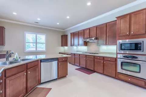 4408 Chinook Dr, Redding, CA 96002 photo 10