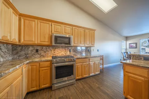 225 Ironwood Ln, Redding, CA 96003 photo 74