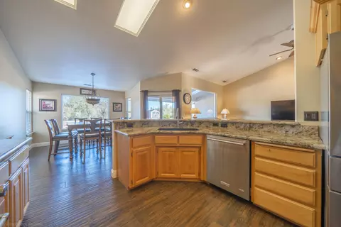 225 Ironwood Ln, Redding, CA 96003 photo 73