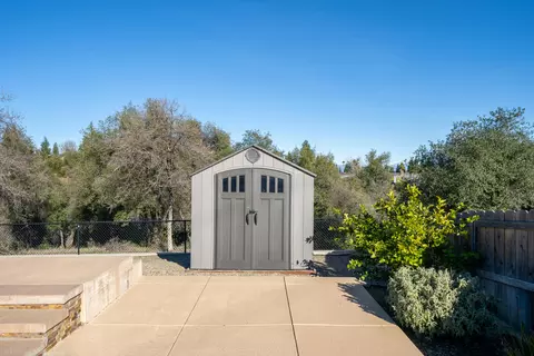 225 Ironwood Ln, Redding, CA 96003 photo 54