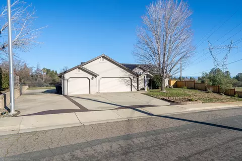 225 Ironwood Ln, Redding, CA 96003 photo 77