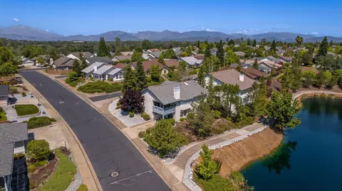 387 Bountiful Path, Redding, CA 96003 photo 39