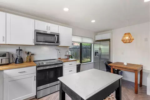 3718 Cal Ore Dr, Redding, CA 96001 photo 9