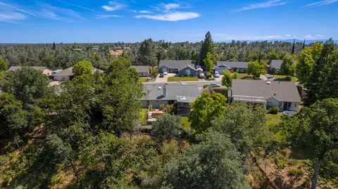 2750 Blue Bell Dr, Redding, CA 96001 photo 27