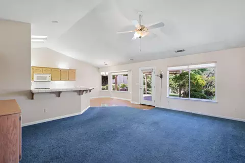 2750 Blue Bell Dr, Redding, CA 96001 photo 6