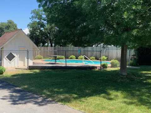 8397 Churn Crk Rd, Redding, CA 96002 photo 5