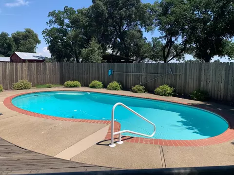 8397 Churn Crk Rd, Redding, CA 96002 photo 6