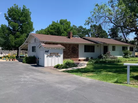 8397 Churn Crk Rd, Redding, CA 96002