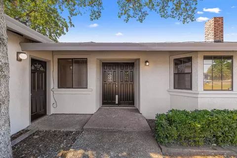 3637 Elizabeth Way, Redding, CA 96001 photo 2