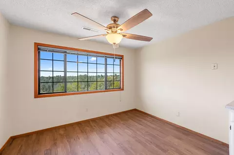 3637 Elizabeth Way, Redding, CA 96001 photo 10