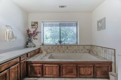 19616 Midland Dr, Redding, CA 96003 photo 28