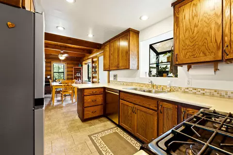 14048 Deep Hole Ln, Redding, CA 96003 photo 14