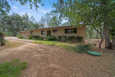 16299 Lower Springs Rd, Redding, CA 96001 photo 3