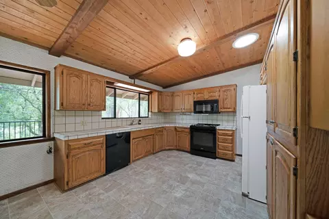 16299 Lower Springs Rd, Redding, CA 96001 photo 12