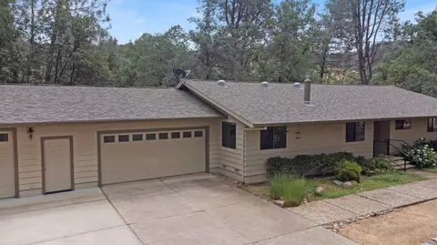 16299 Lower Springs Rd, Redding, CA 96001 photo 2