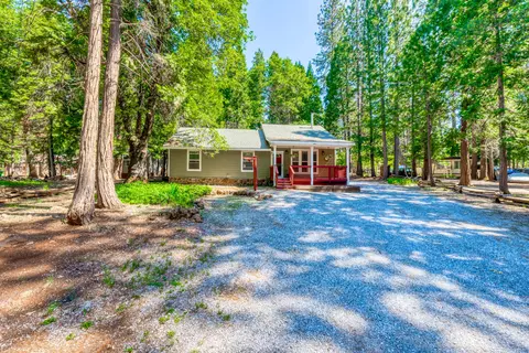 30758 Bambi Dr, Shingletown, CA 96088