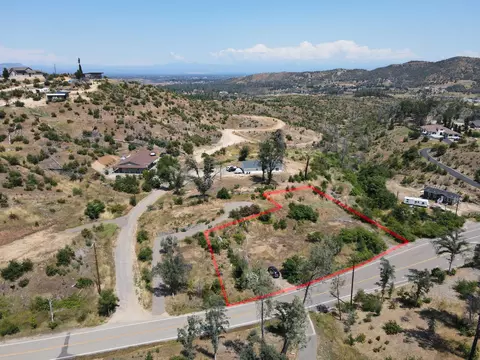 99259929 Swasey Dr, Redding, CA 96001