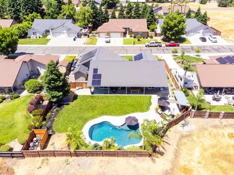 12930 Ivy Ln, Red Bluff, CA 96080 photo 4