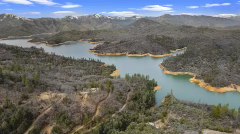 19242 Statton Acres Rd, Lakehead, CA 96051