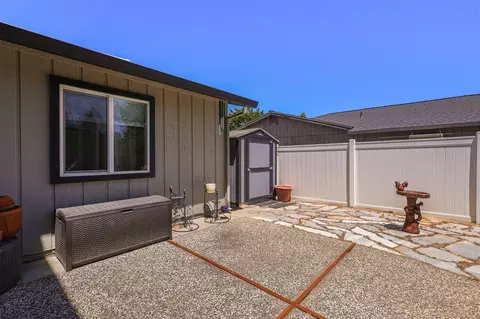 1116 Jaxon Way, Redding, CA 96003 photo 32
