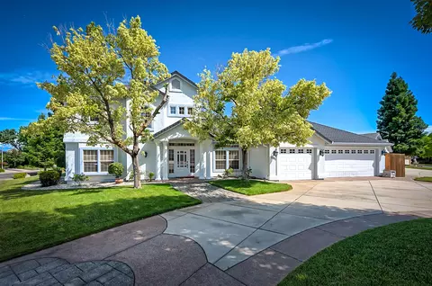 2091 Trailview Ct, Redding, CA 96003