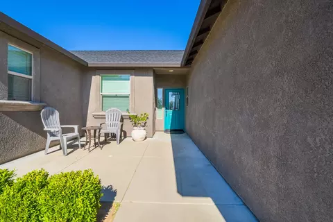3340 Piper Way, Redding, CA 96001 photo 3