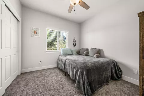 3340 Piper Way, Redding, CA 96001 photo 16