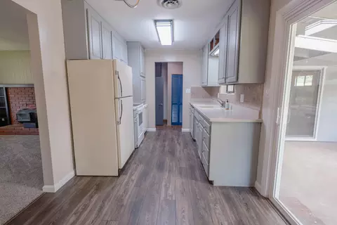 1620 El Dorado Way, Redding, CA 96002 photo 6