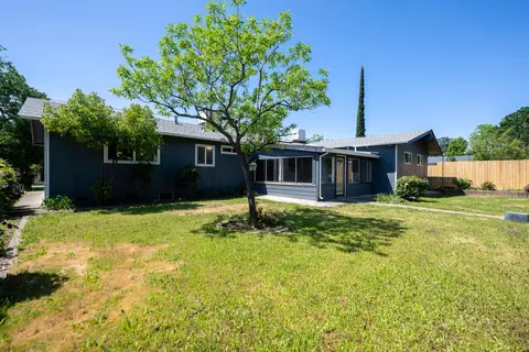 1620 El Dorado Way, Redding, CA 96002 photo 23