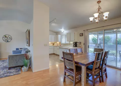 2969 Tropicana Ct, Redding, CA 96003 photo 10